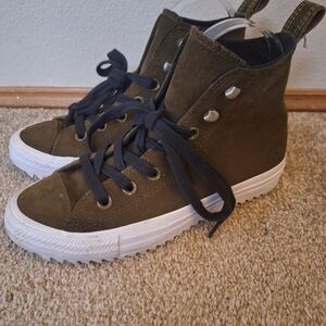 Converse Chuck Taylor High Top Surplus Suede Olive Green Womens size 6.5